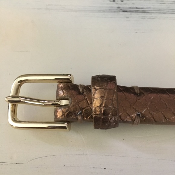 Talbots Skinny Leather Belt - Picture 3 of 6